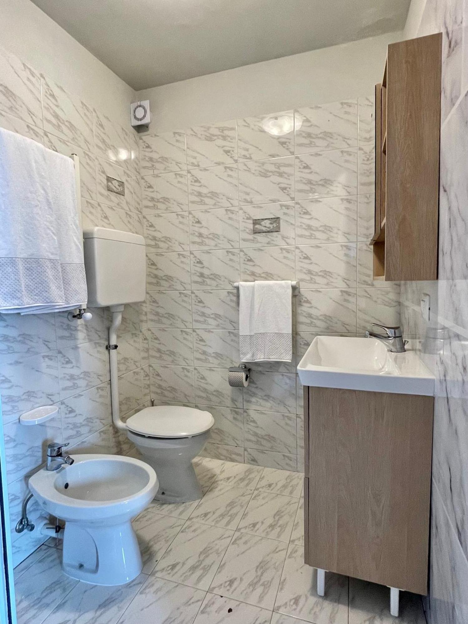 Chalet Rododendro Ливиньо Экстерьер фото